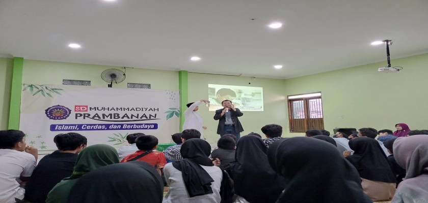 Motivasi Siswa Kelas 6 dan Parenting: "Bismillah, Ku Jemput Suksesku Dengan Bahagia" di SD Muhammadiyah Prambanan"